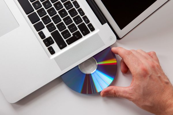 اجرا نشدن سی دی در لپ تاپ